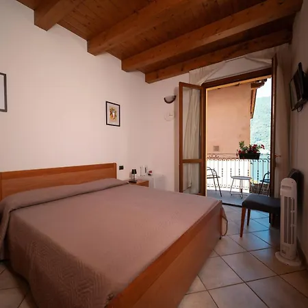 La Cascata Aparthotel Nesso