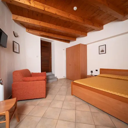 Aparthotel La Cascata 3*
